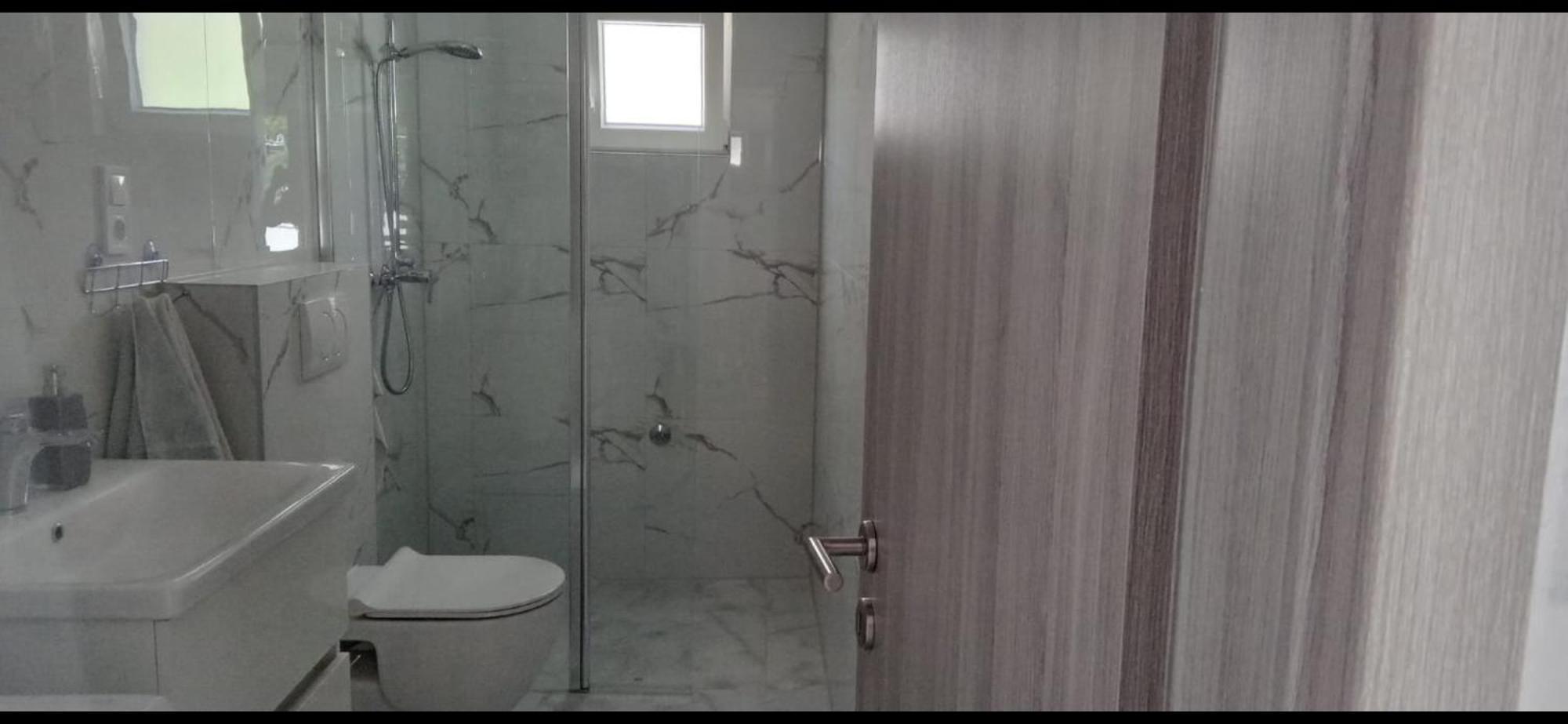 Apartment Biskupovic Dugi Rat Exterior foto